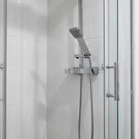 519 Rethy - Spacious In *