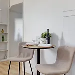 519 Rethy - Spacious In * باريس